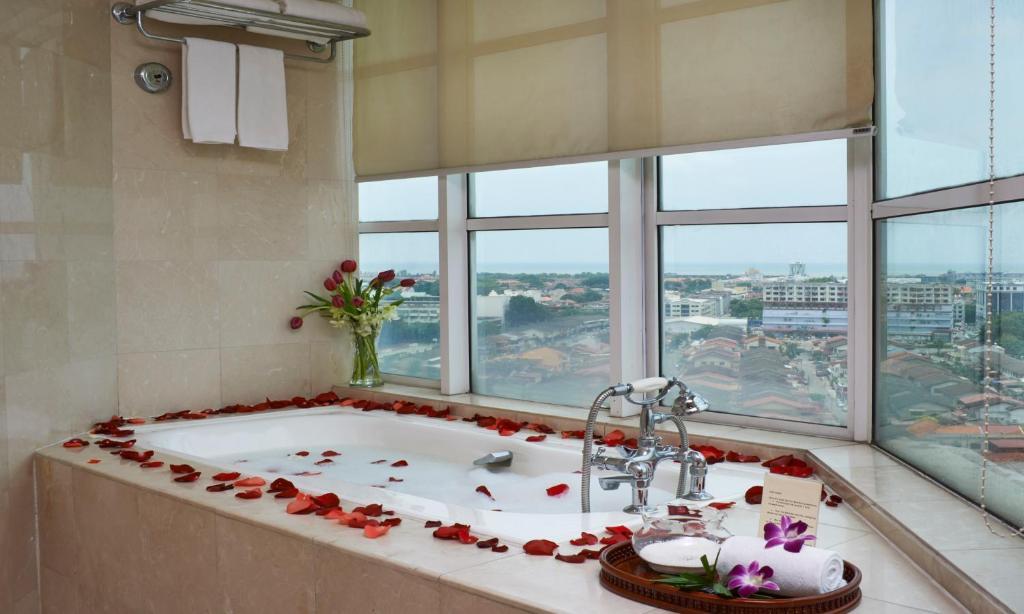 Grand Swiss-Belhotel Melaka Ngoại thất bức ảnh